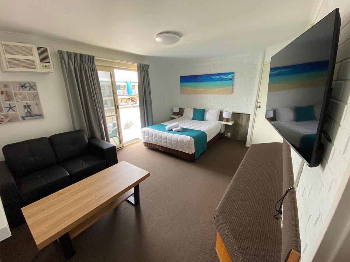 Top Of The Town Motor Inn Narooma Bagian luar foto