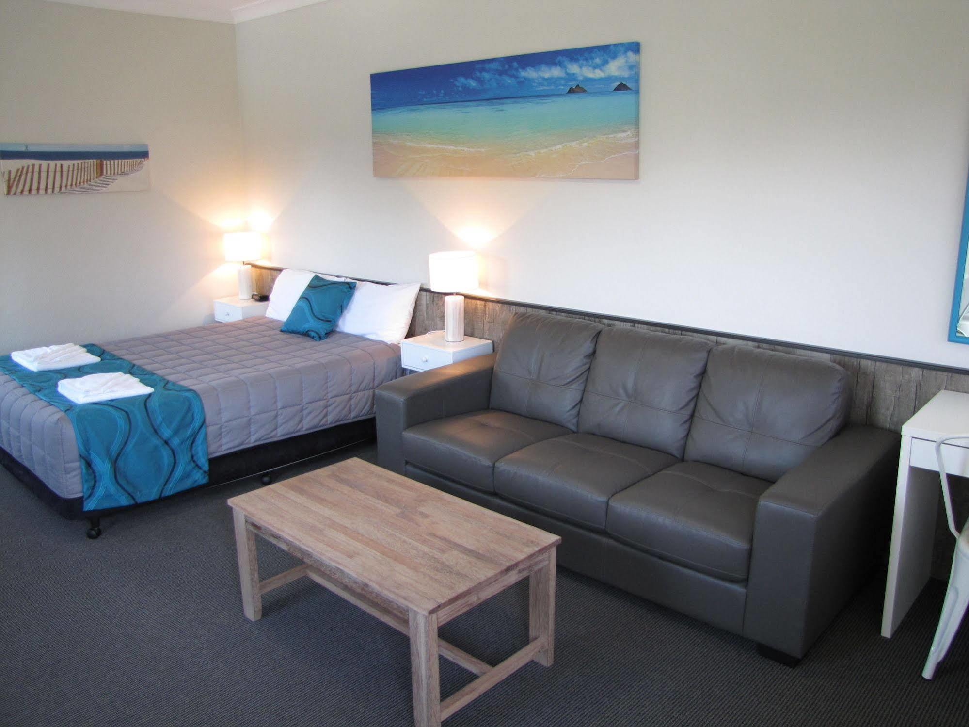 Top Of The Town Motor Inn Narooma Bagian luar foto