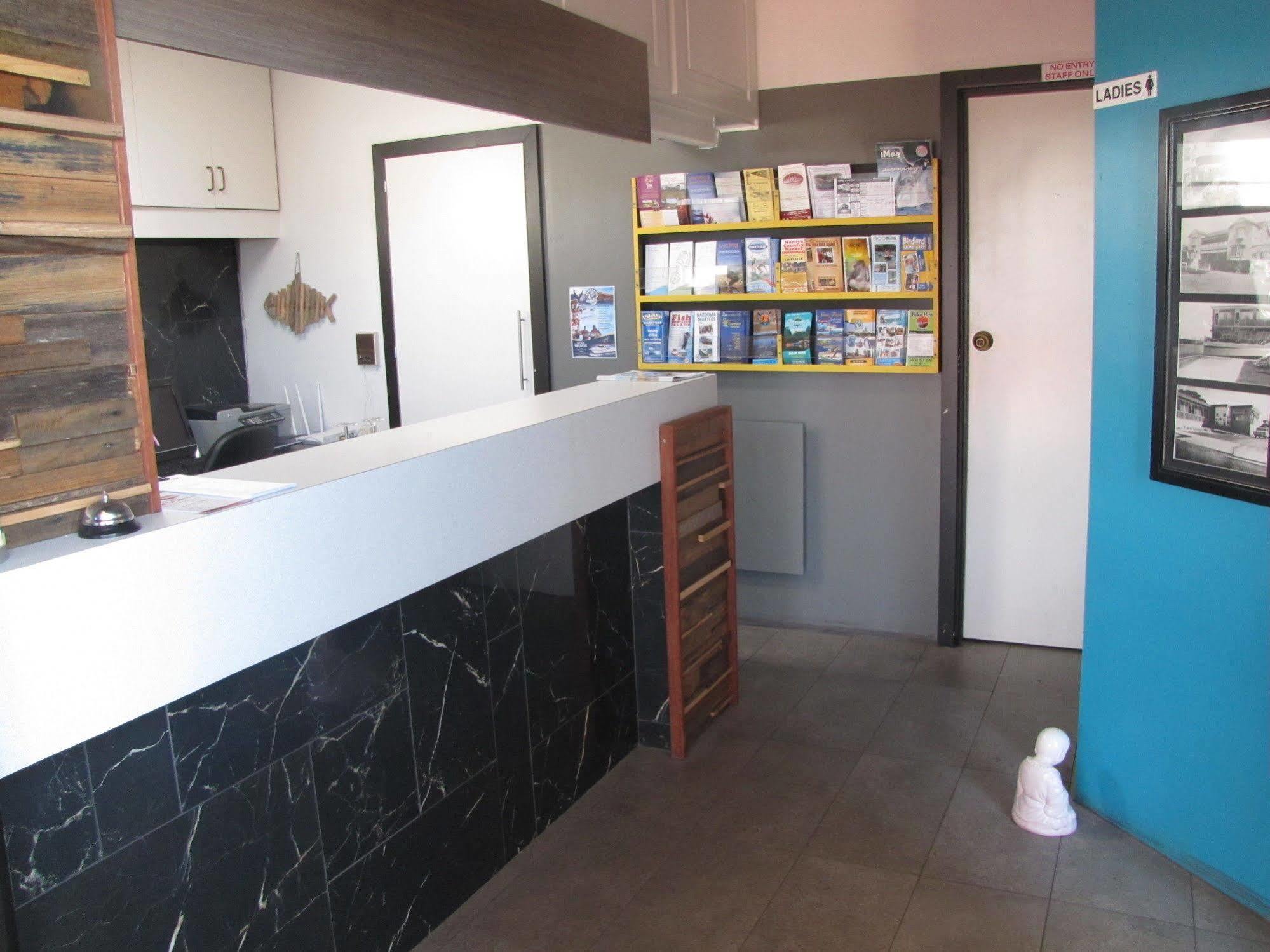 Top Of The Town Motor Inn Narooma Bagian luar foto