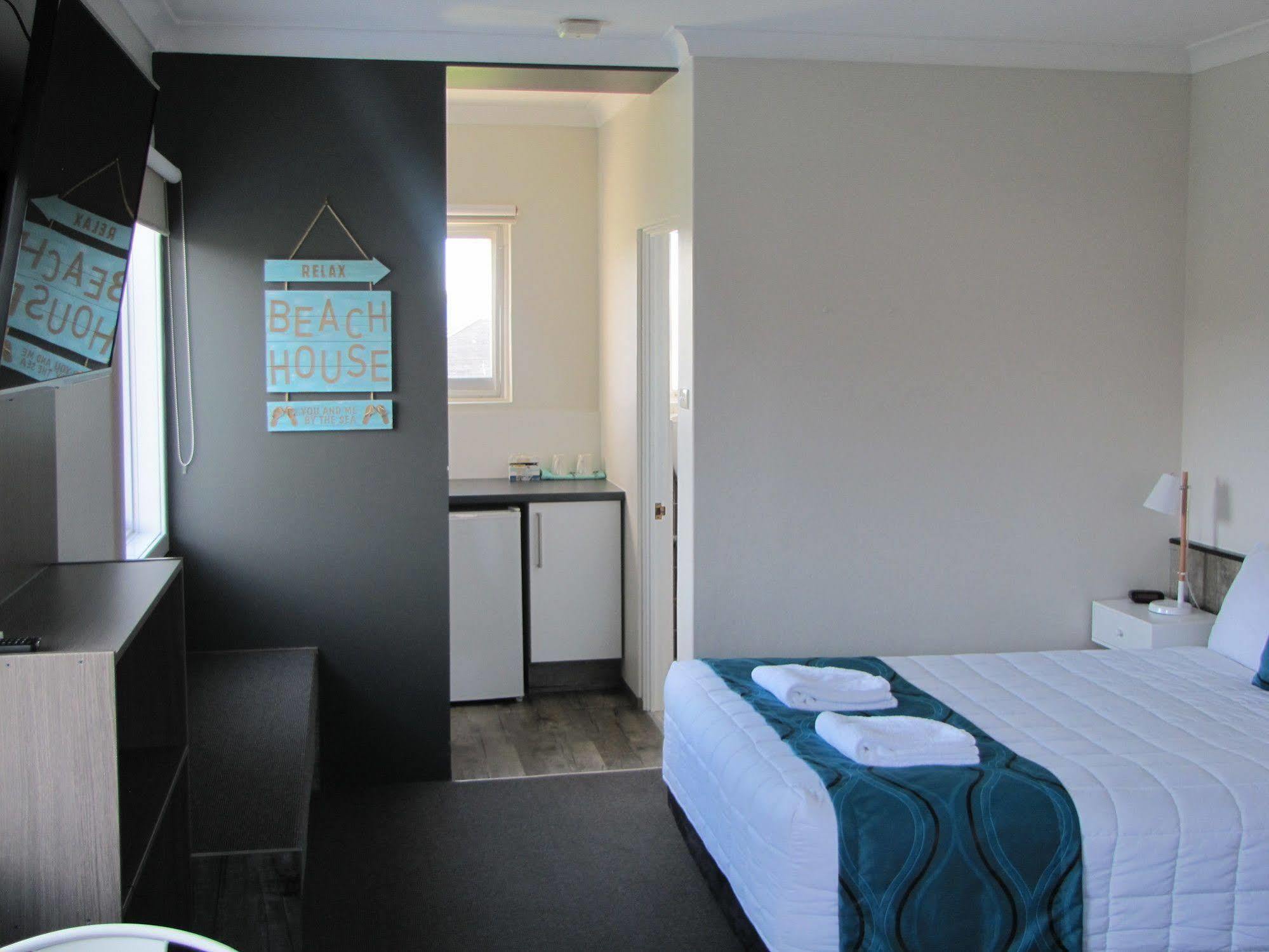 Top Of The Town Motor Inn Narooma Bagian luar foto